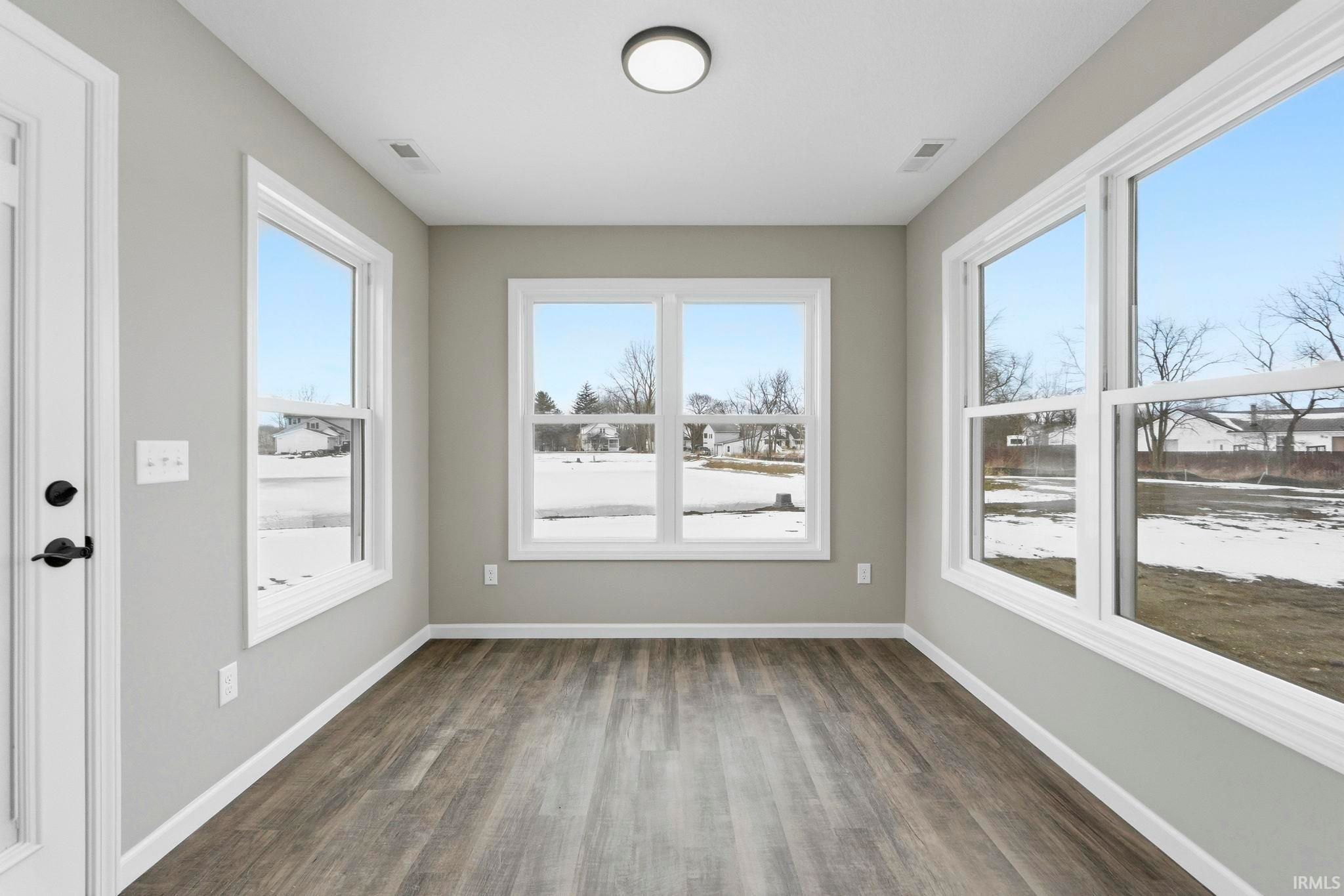 Image of 818 Gullet Avenue